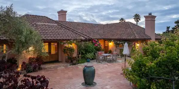 25987 Rio Vista Drive