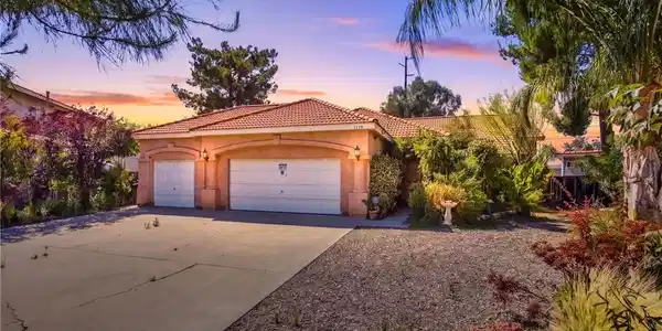 1129 Osprey Street