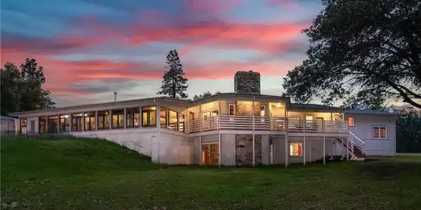 4904 Sierra Pines Drive
