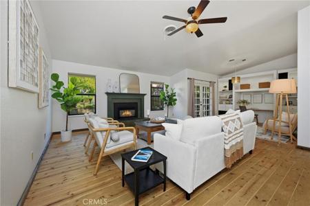 18752 North Shore