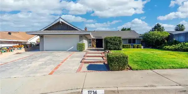 1714 Mount Marty
