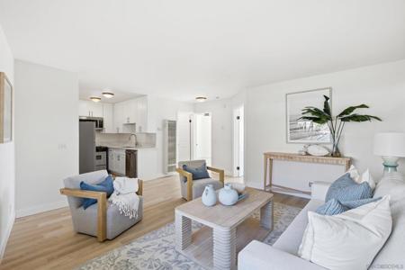1365 Seacoast Dr