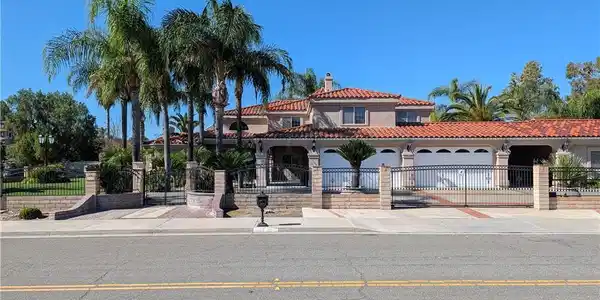 1719 Crystal Ridge Court