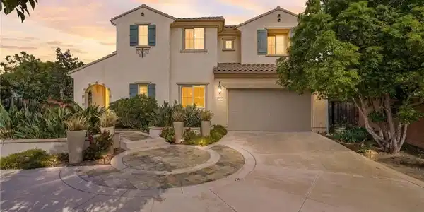 8304 Mariposa Court