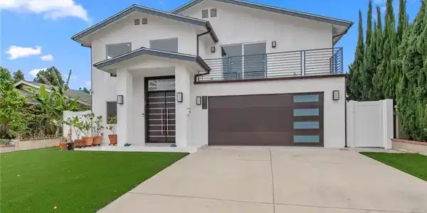4512 Robinwood