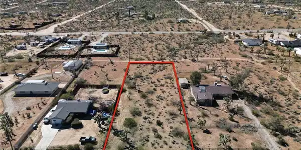 0 Camarilla Avenue