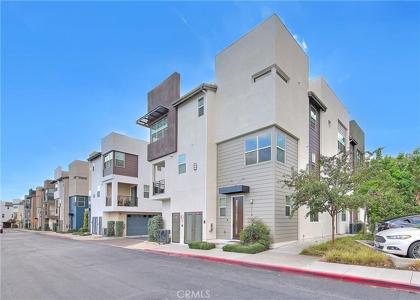 7718 Haywood