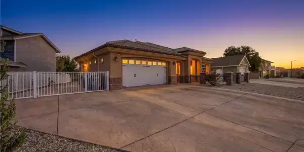 13880 Evergreen