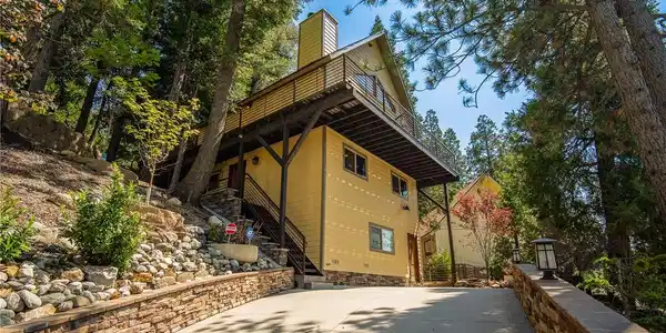 26947 Tunnel Drive