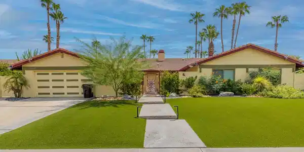 1376 S Compadre Road