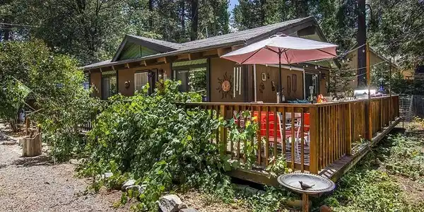 52845 Pine Cove Road