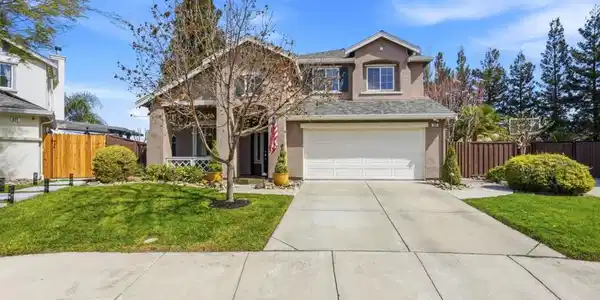 881 Tulare Drive