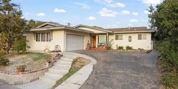 1307 Mariposa Drive