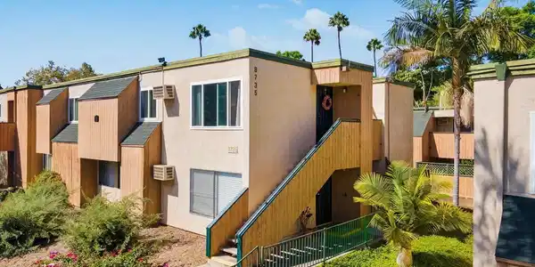 8735 Navajo Rd