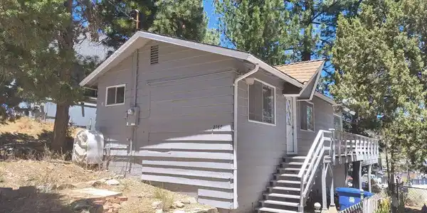 2767 Cedar Lane