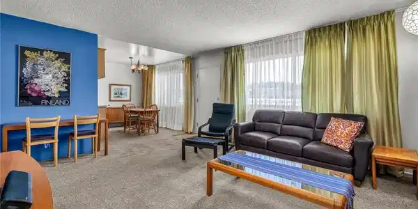 25925 Narbonne