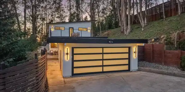 5 Arriba Drive