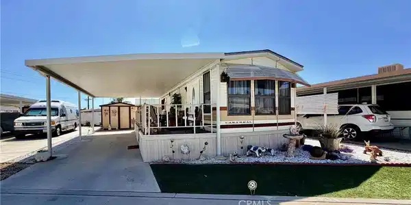 1295 S Cawston Avenue