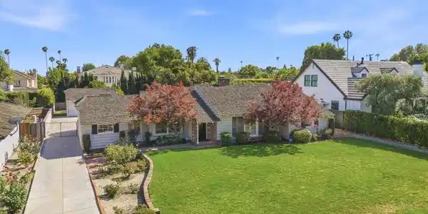 1116 Paloma Drive