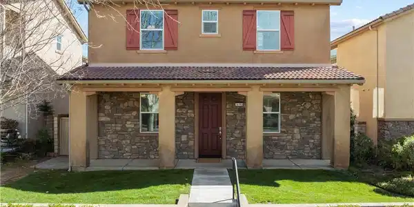 28384 Vista Del Rio