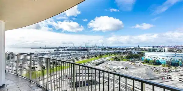 700 E Ocean Boulevard
