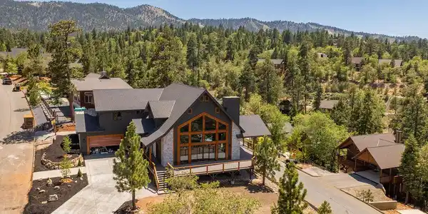 1681 Tuolumne Road