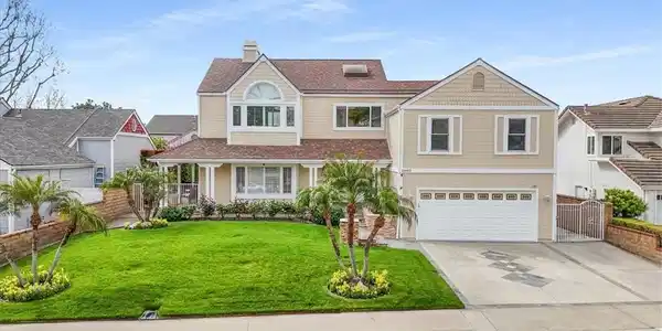 25912 Densmore Drive