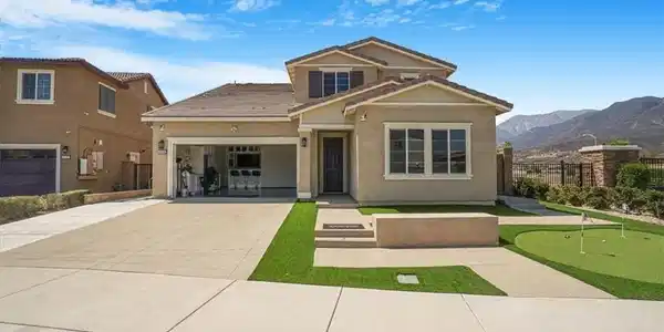 5264 Darwin Lane