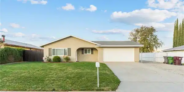 1381 W Westward
