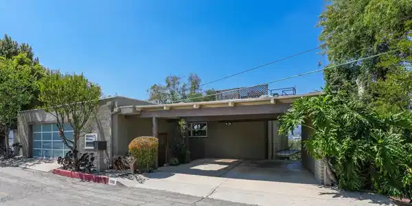 556 Alta Vista Avenue
