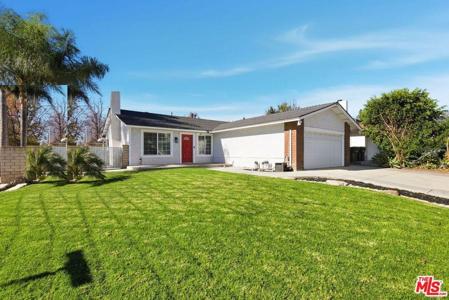8672 Oak Drive