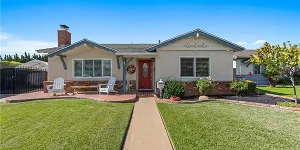 843 N Darfield