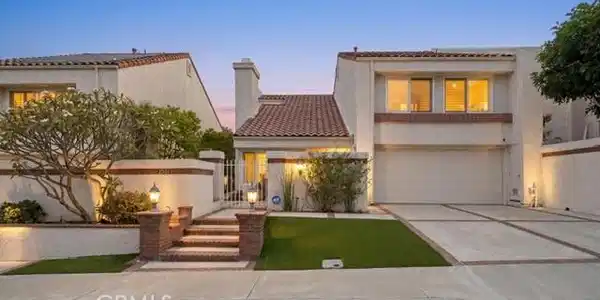 25011 Luna Bonita Drive