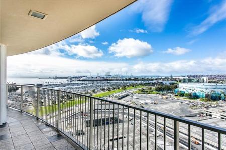 700 E Ocean
