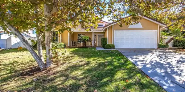 210 Auburn Court