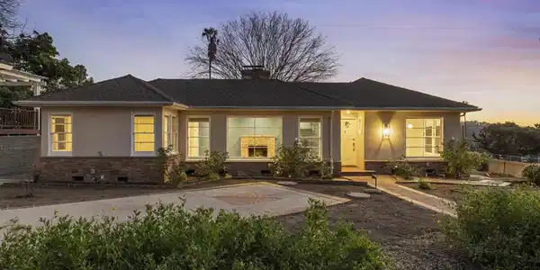 344 W Loma Alta Drive
