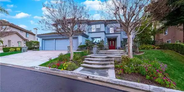 260 Heath Meadow Court