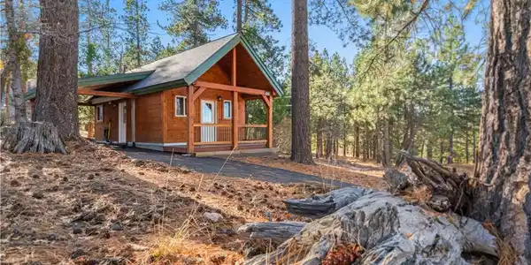 2222 Sierra View Drive