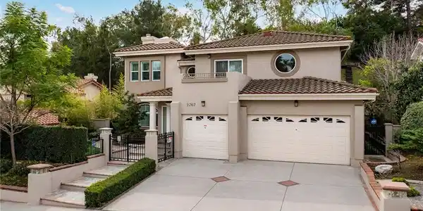 2767 Saleroso Dr