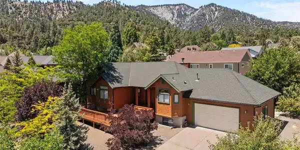 5394 Pacific Crest
