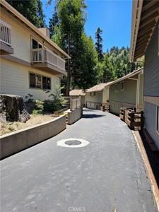 323 Canyon Crest
