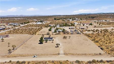 12421 Desert View Road