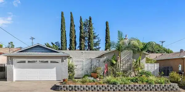 6849 Ballinger Avenue