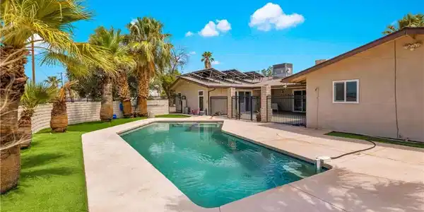 74414 National Park Drive