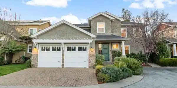 36 Gretel Court