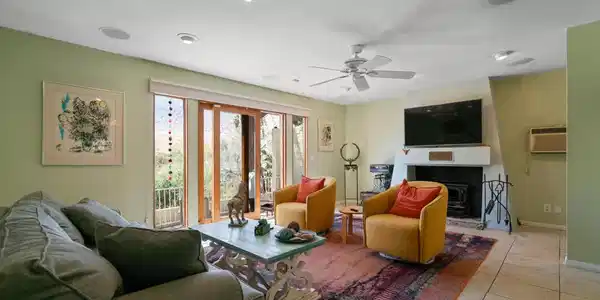 Image 4