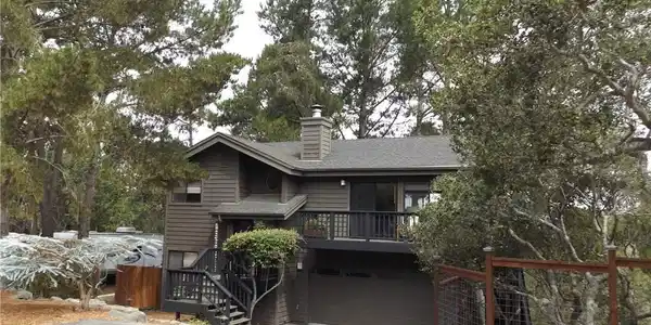 1383 Dreydon Avenue