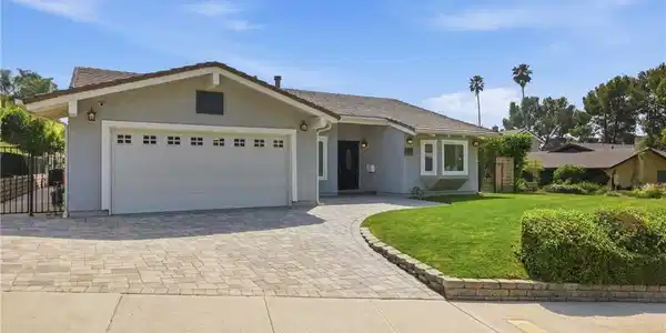 3240 Brace Canyon