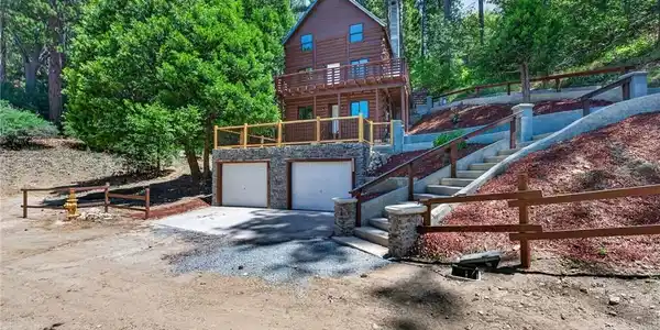 567 Maple Drive