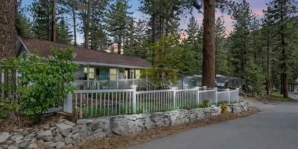 5926 Willow